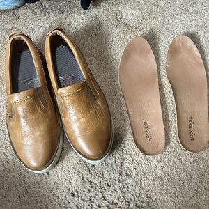 Lucchese women’s Tan  Leather Slip-On Shoes size 7.5